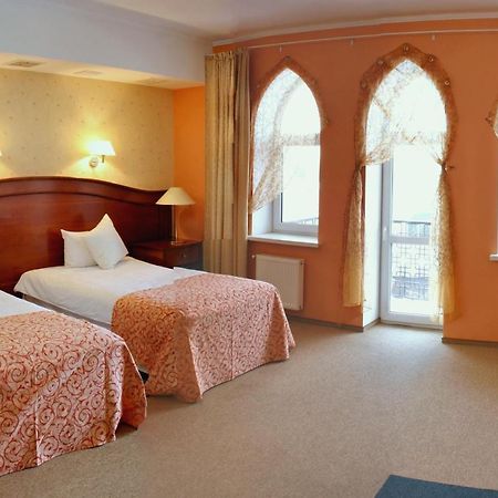 Premier Hotel Shafran Sumy Exterior foto