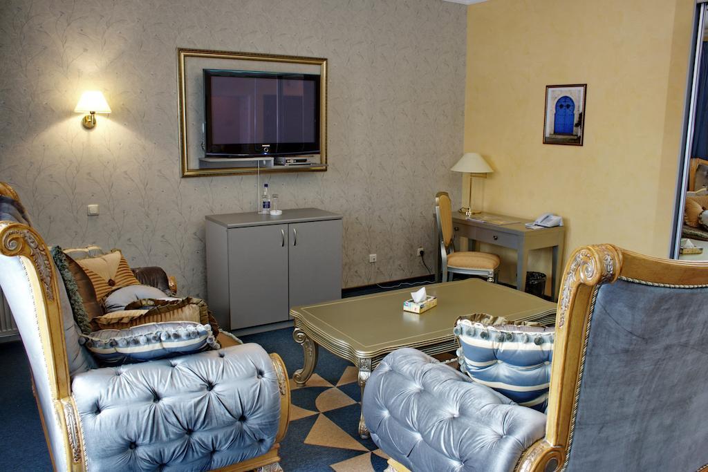 Premier Hotel Shafran Sumy Zimmer foto