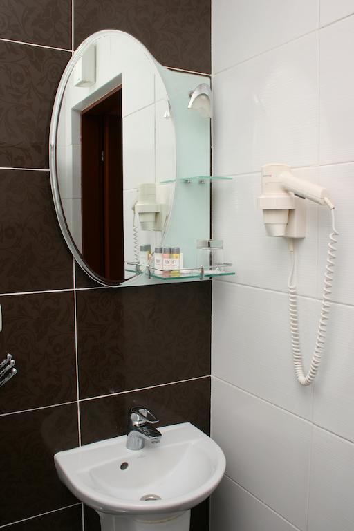 Premier Hotel Shafran Sumy Zimmer foto