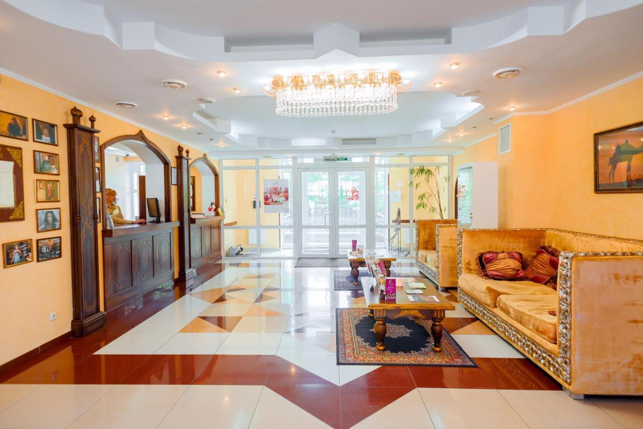 Premier Hotel Shafran Sumy Exterior foto